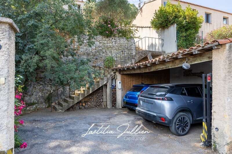 Maison à MARSEILLE-11E
