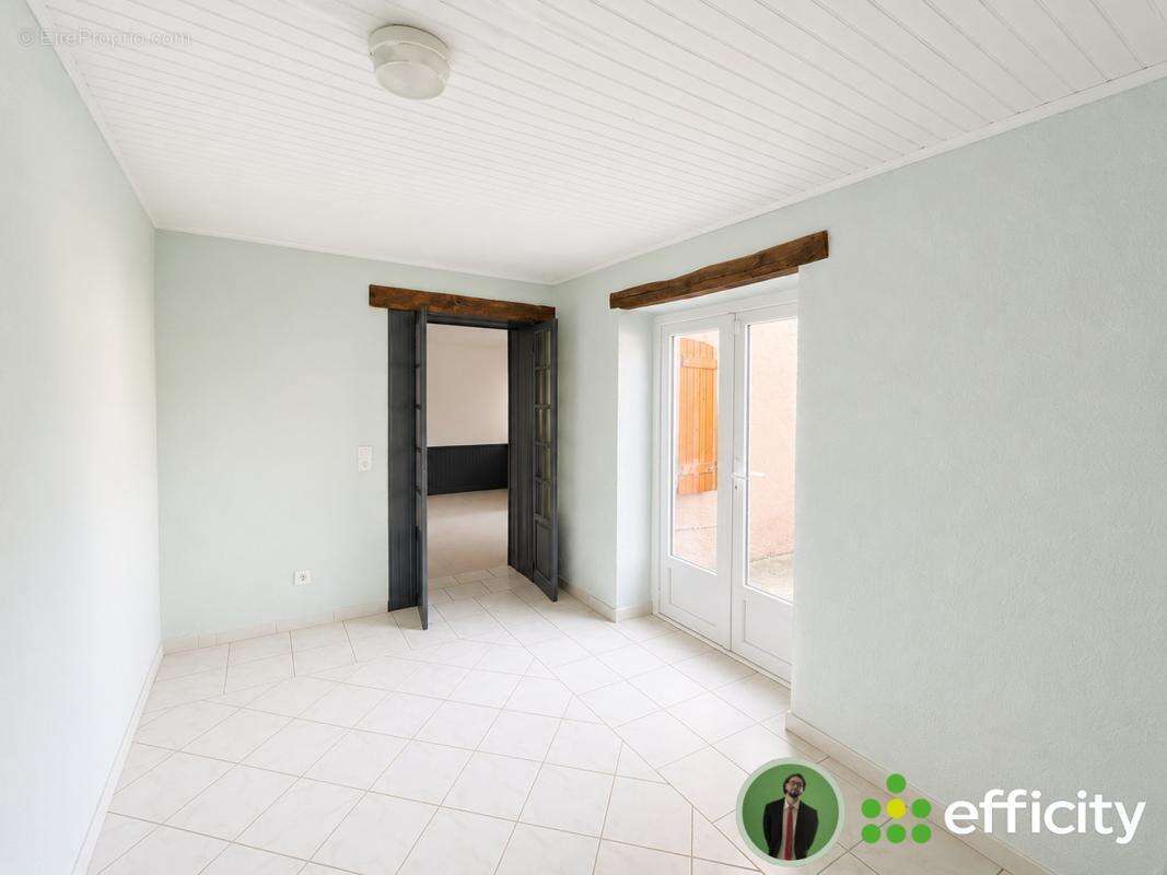 Appartement 532 m² à Asnans-Beauvoisin  - photo 7