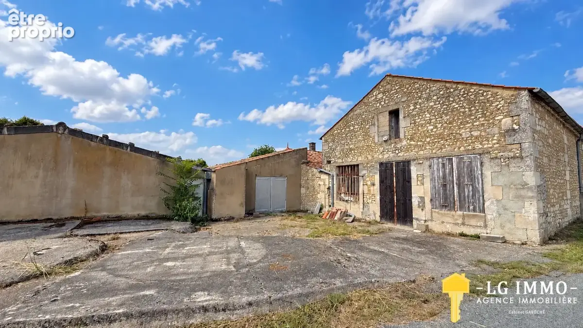 Vue magnifique sur l’estuaire pour cette authentique propriété viticole et ses grandes dépendances en pierres - photo 38