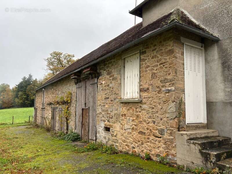 Maison ancienne avec grange et dépendances – Laroche-l’Abeille (87) - photo 26