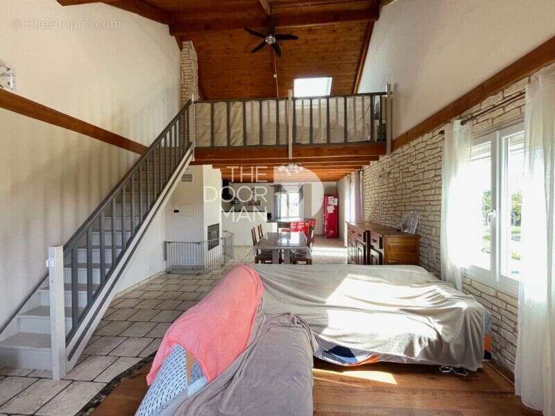 Maison à HUILLIECOURT