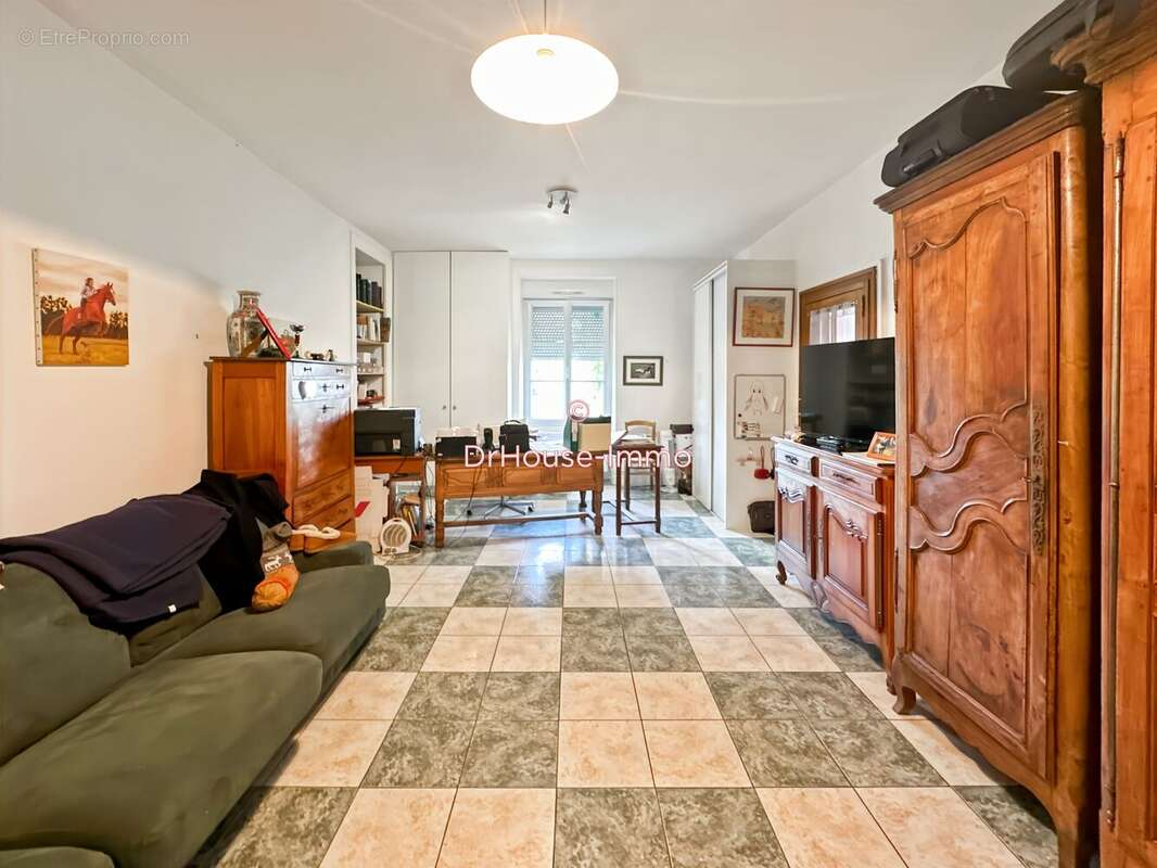 242 m² à Saint-Cosme-En-Vairais  - photo 23