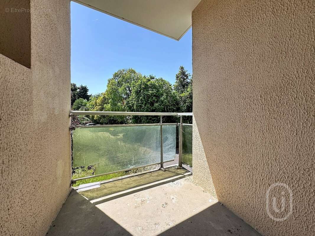 Montpellier - agriculture - t1 - balcon - parking exterieur - photo 6