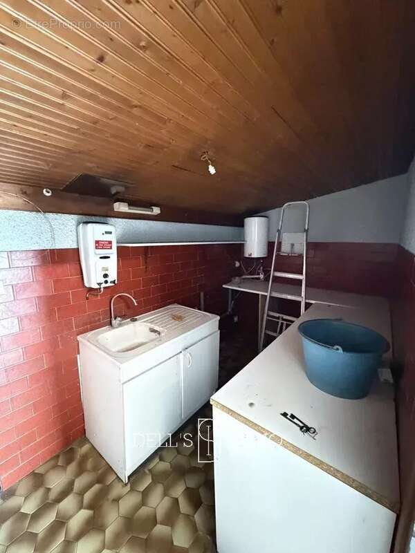 Commerce à VILLEFRANCHE-SUR-SAONE