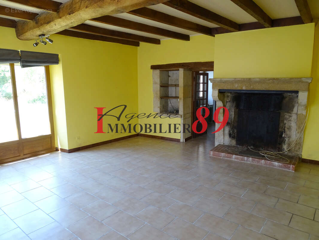 Idéalement située entre MONTBARD et CHATILLON S/SEINE, charmante maison de village à rafraîchir - photo 7
