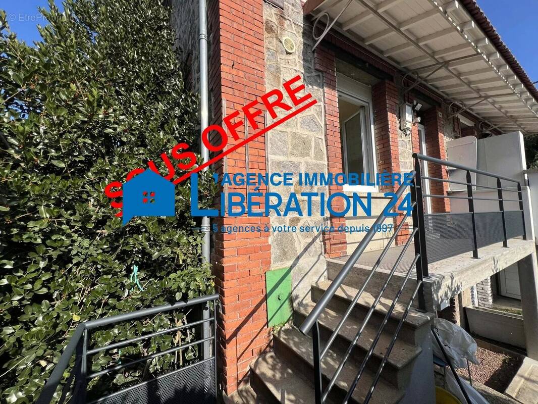 Appartement à UNIEUX