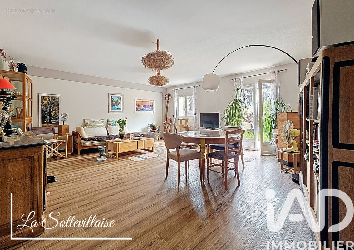 Photo 1 - Maison à SOTTEVILLE-LES-ROUEN