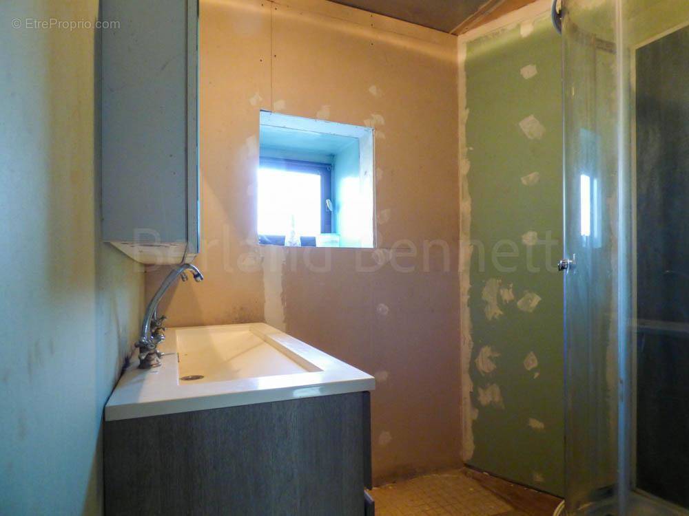 Maison à CHEF-BOUTONNE