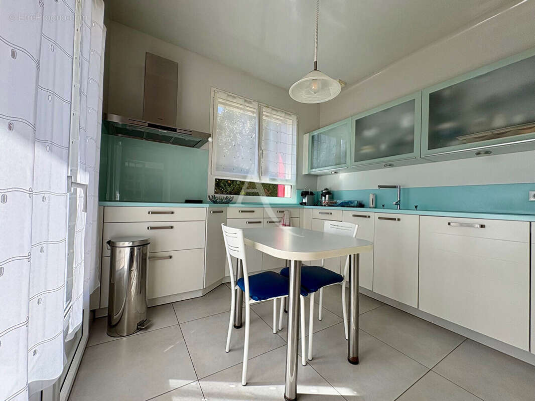 Maison à GIF-SUR-YVETTE