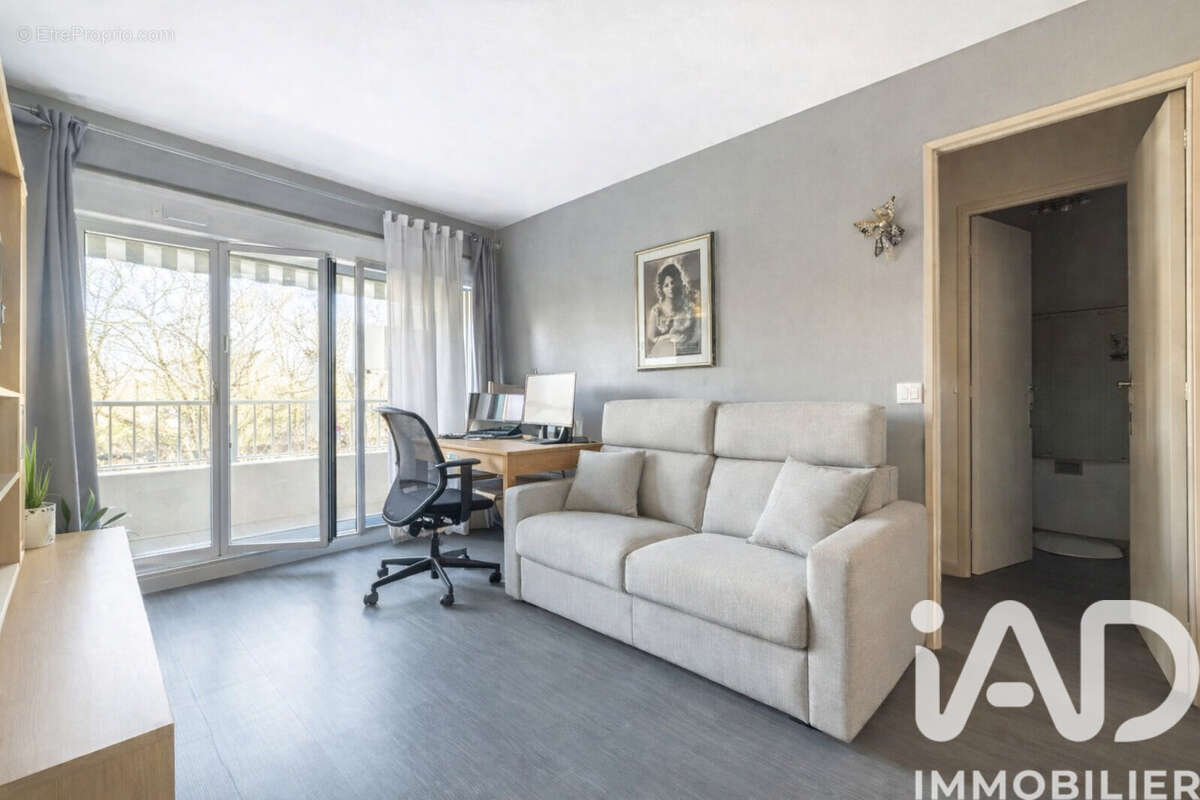 Photo 2 - Appartement à BOURG-LA-REINE