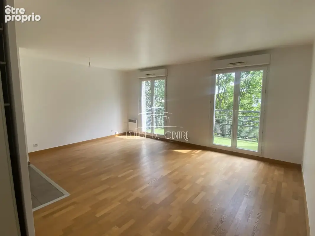 Photo Appartement à Villeneuve-Le-Roi au prix de 218 000€