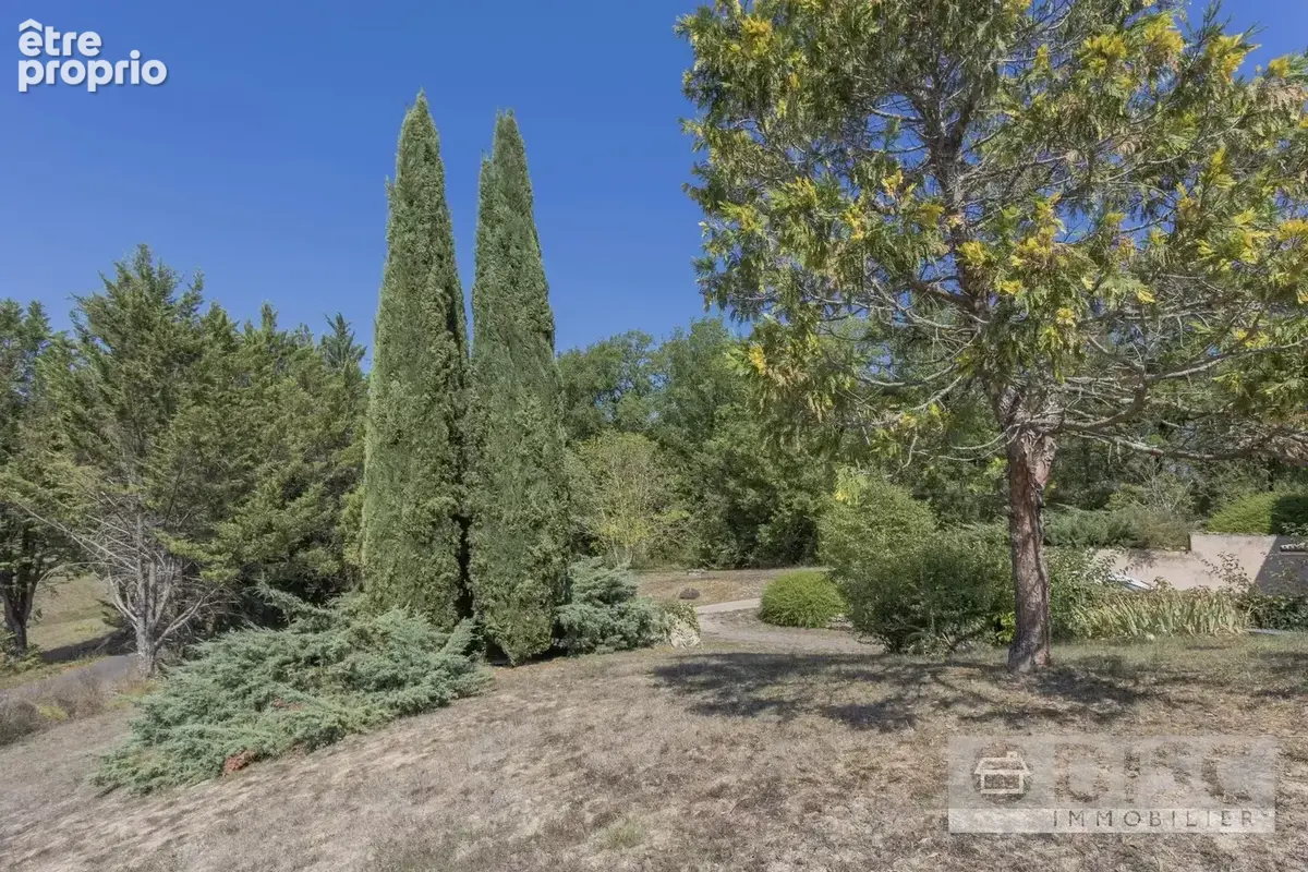 Belle maison moderne avec 1 hectare de terrain et belles vues - photo 22