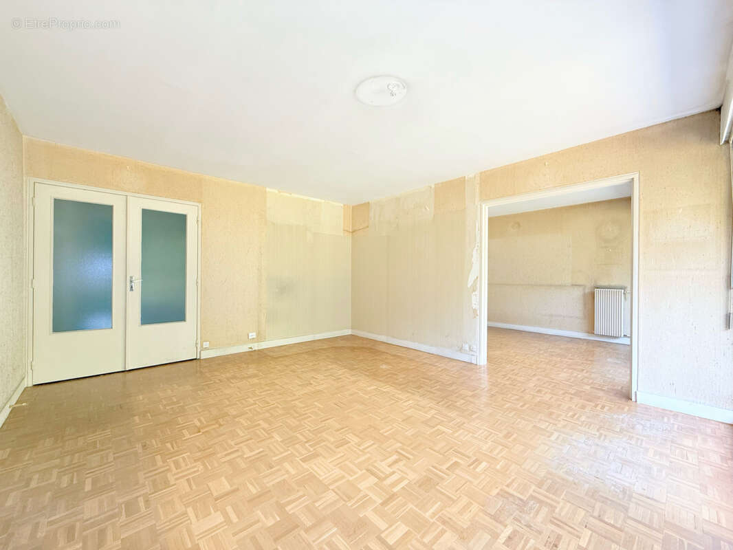 Appartement à RUEIL-MALMAISON