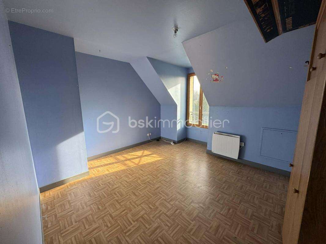 Maison à FERRIERES-EN-GATINAIS