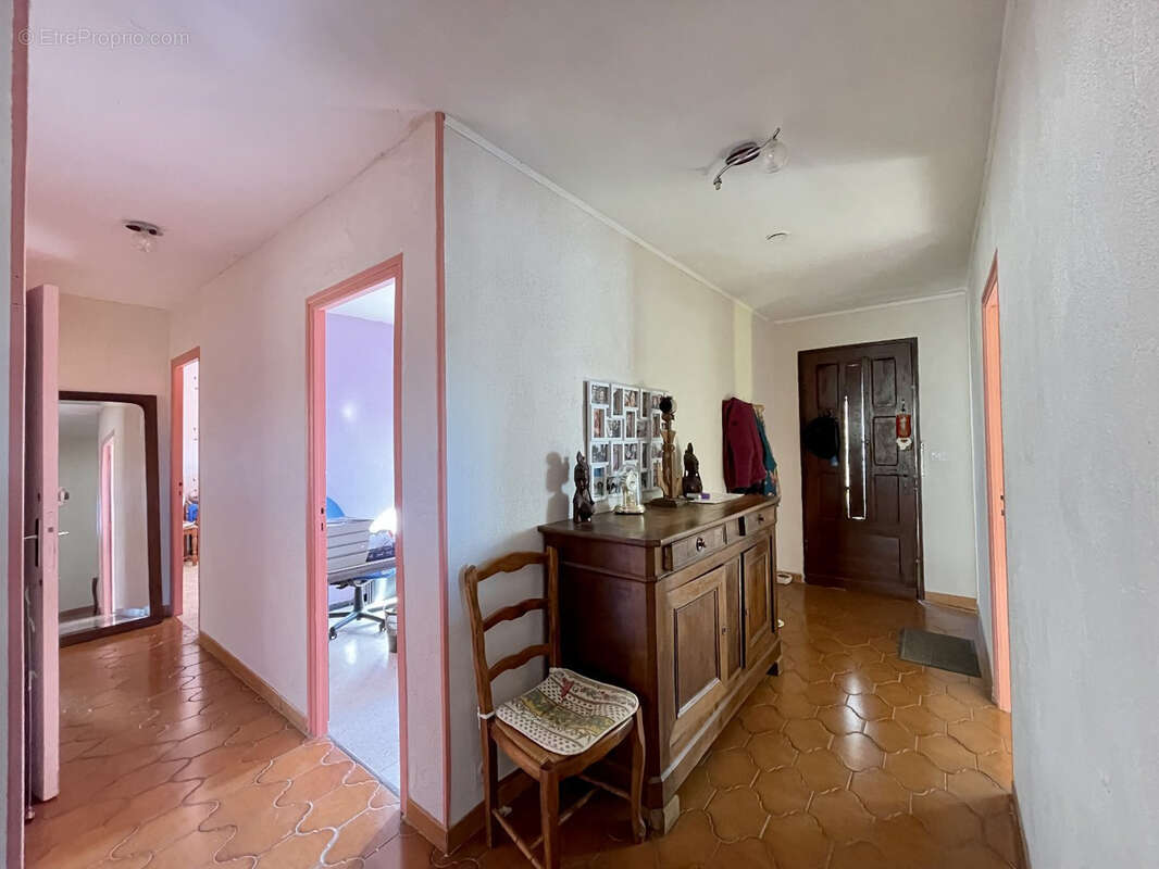 Maison à SAINT-THIBERY