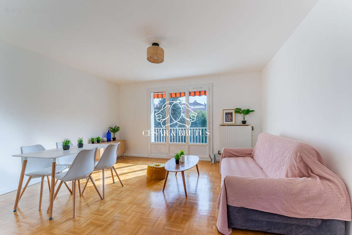 Appartement à VILLEURBANNE