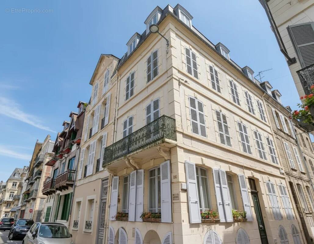 Appartement à TROUVILLE-SUR-MER