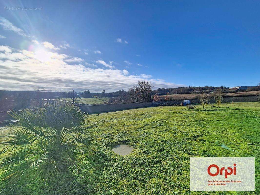 Maison à SAINT-GENIES