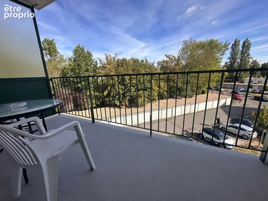 Grand T4 avec balcon - photo 2