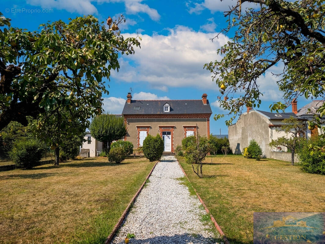 Maison à AUREILHAN