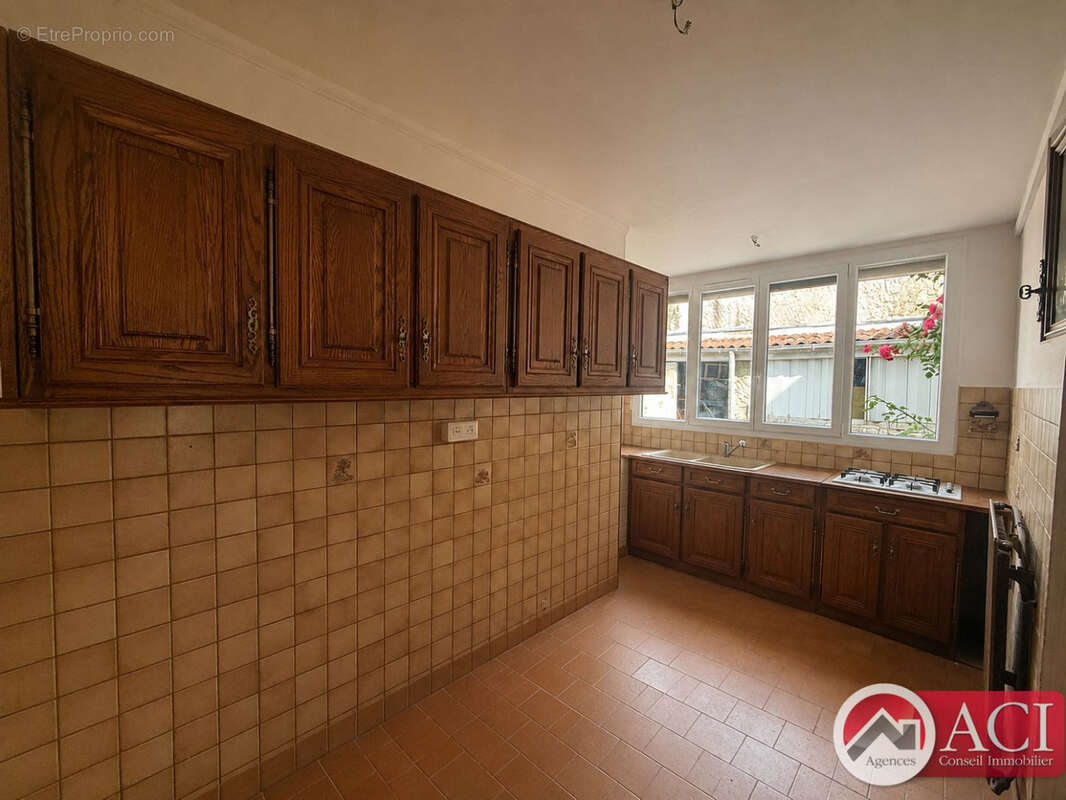Maison 60 m² à Chambly  - photo 2