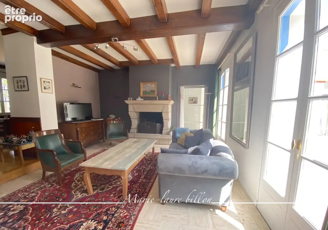 Maison à vendre 7 pièces CHALLANS (85), maison 4 chambres avec véranda, espace détente +piscine, terrain clos de 4730 m2 - photo 8