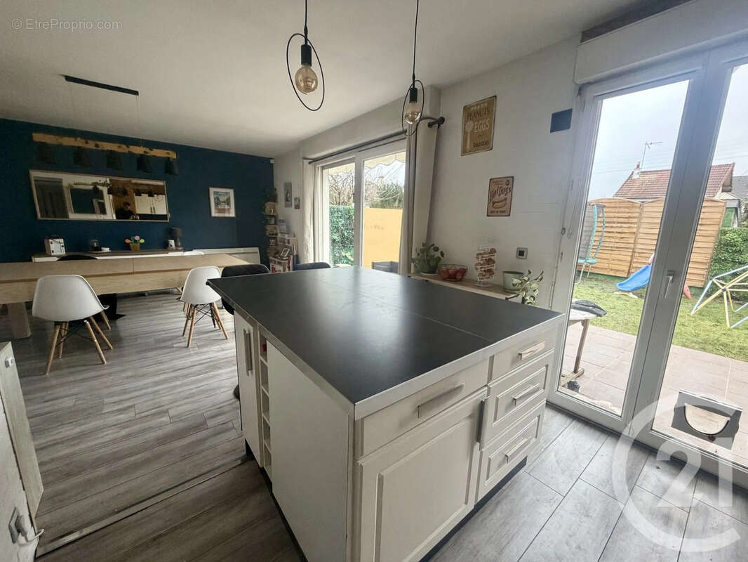 Maison à TREMBLAY-EN-FRANCE