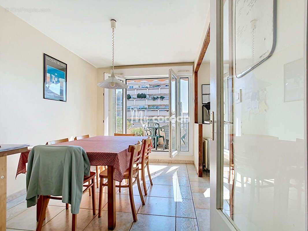 Appartement à LYON-7E
