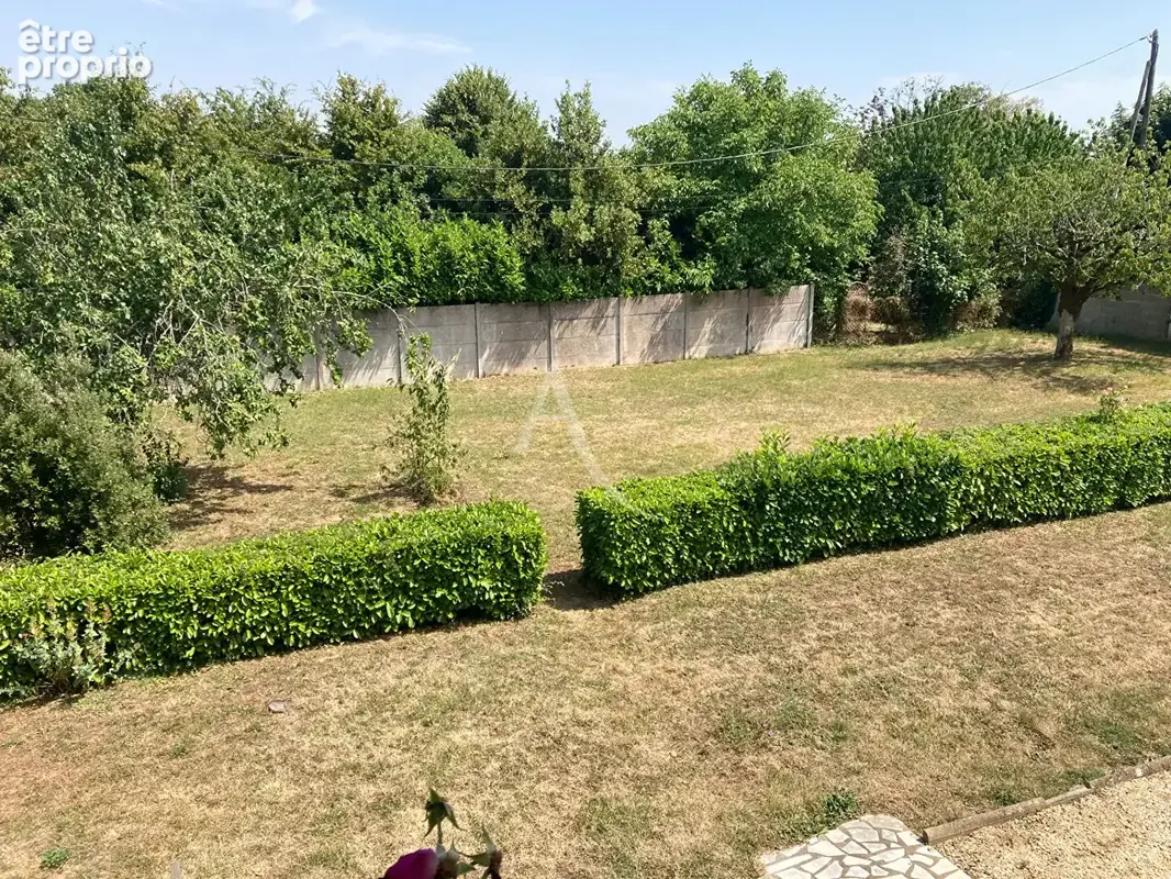 Maison sur sous-sol idéalement située à Fontenay-Le-Comte - photo 8