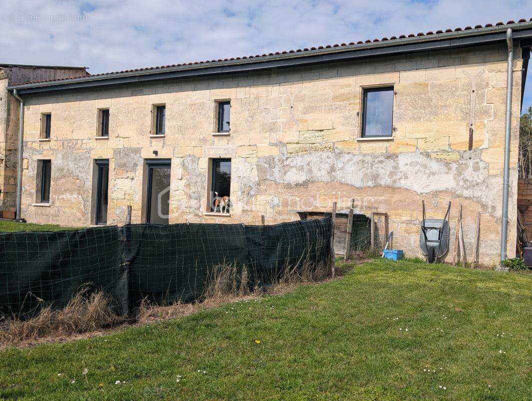MAISON RENOVEE « ESPRIT LOFT » de 302m2 - 4 CH dont 1 suite parentale - photo 19