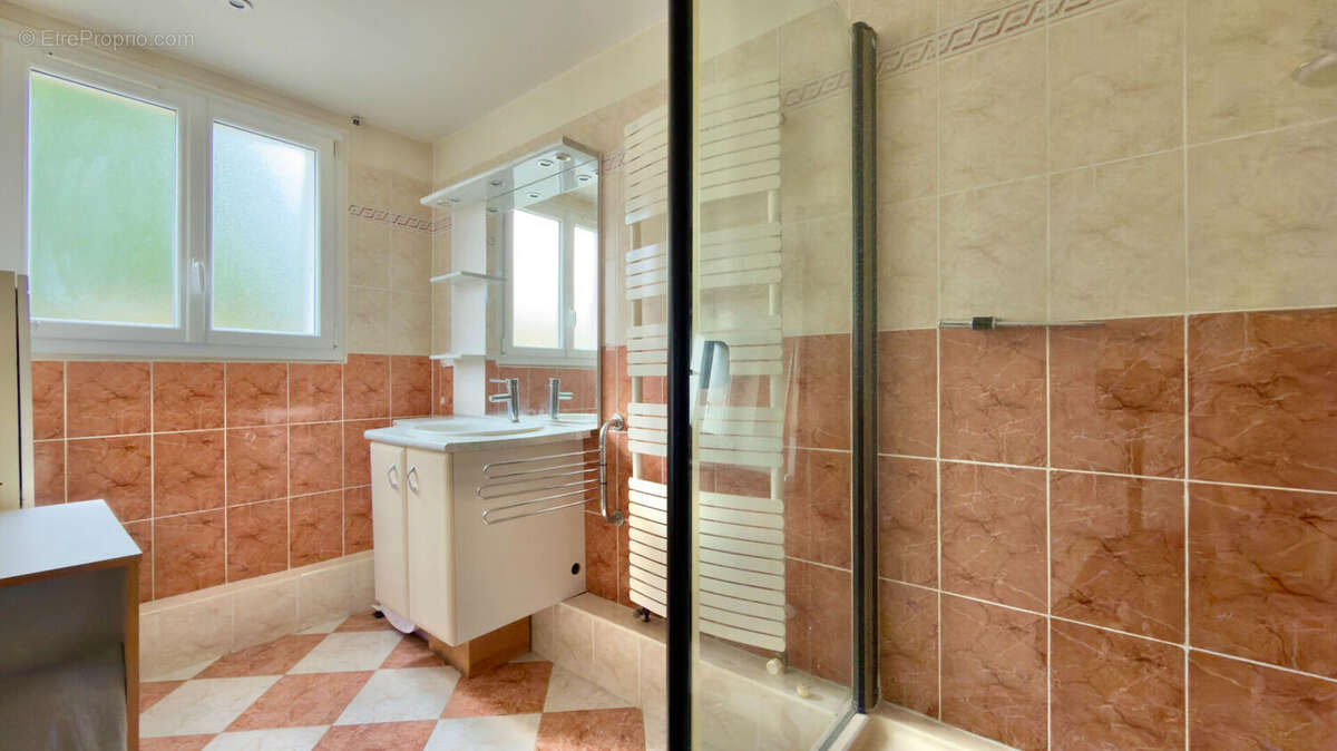 Appartement à ATHIS-MONS