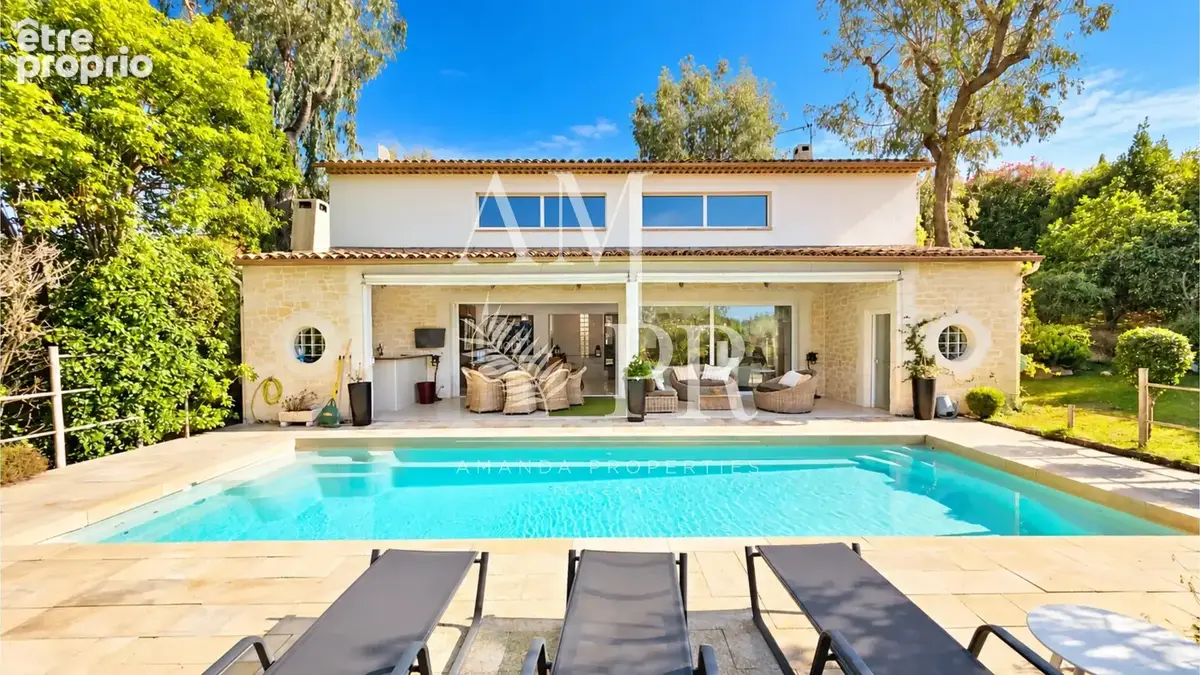 Cannes – Croix-des-Gardes  Villa d’Architecte Contemporaine de 210 m² au Cœur d’un Domaine Privé et Sécurisé - photo 6