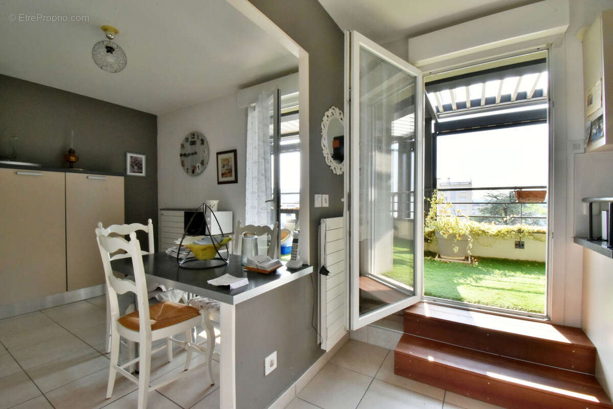 Appartement à BOURGOIN-JALLIEU