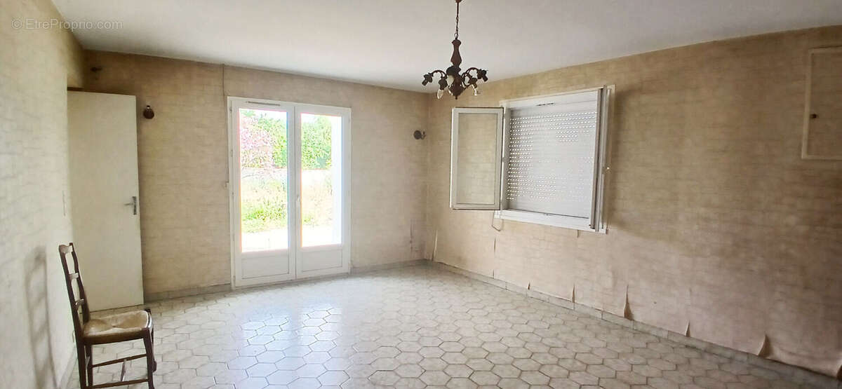 Maison à SAINT-SULPICE-DE-ROYAN