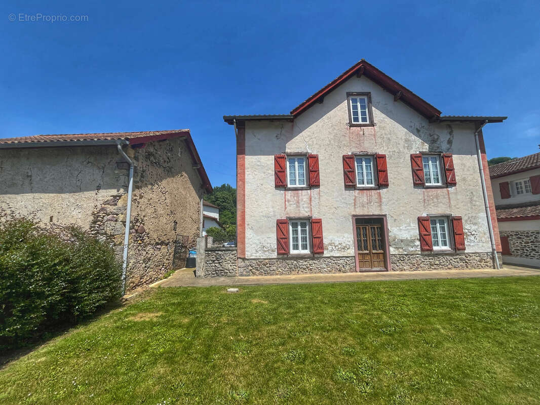 Maison à SAINT-JEAN-PIED-DE-PORT