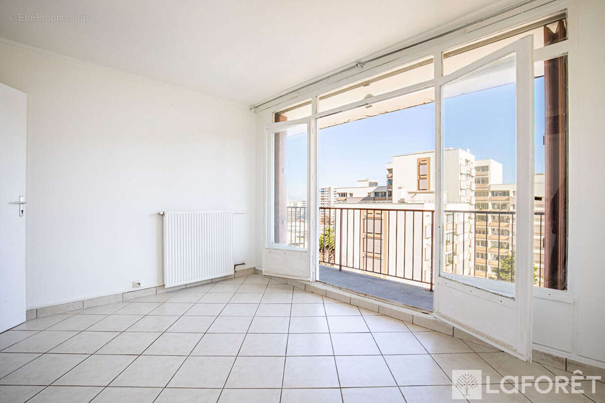 Appartement à VITRY-SUR-SEINE