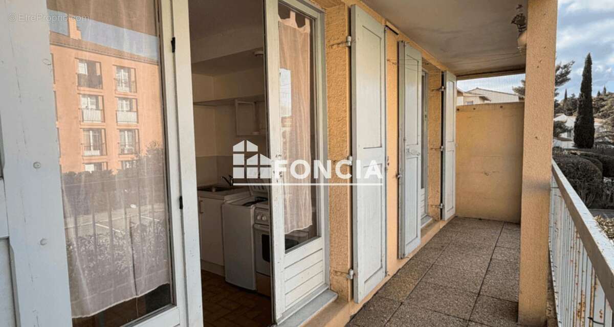 Appartement à COGOLIN