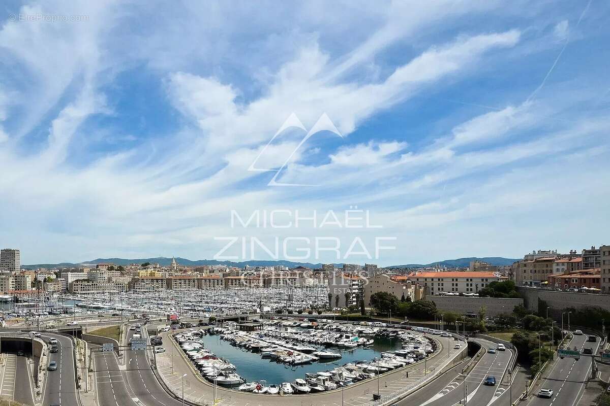 Appartement à MARSEILLE-7E