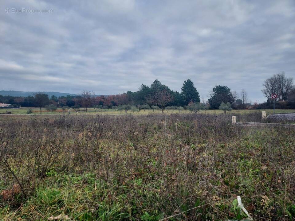 Terrain à BRIGNOLES