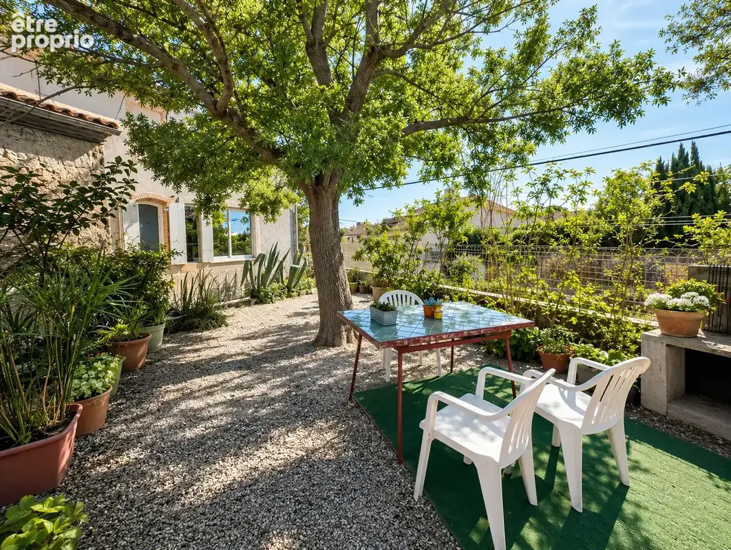 Immeuble de rapport à Fabrezan   4 appartements loués et 2 remises - photo 1