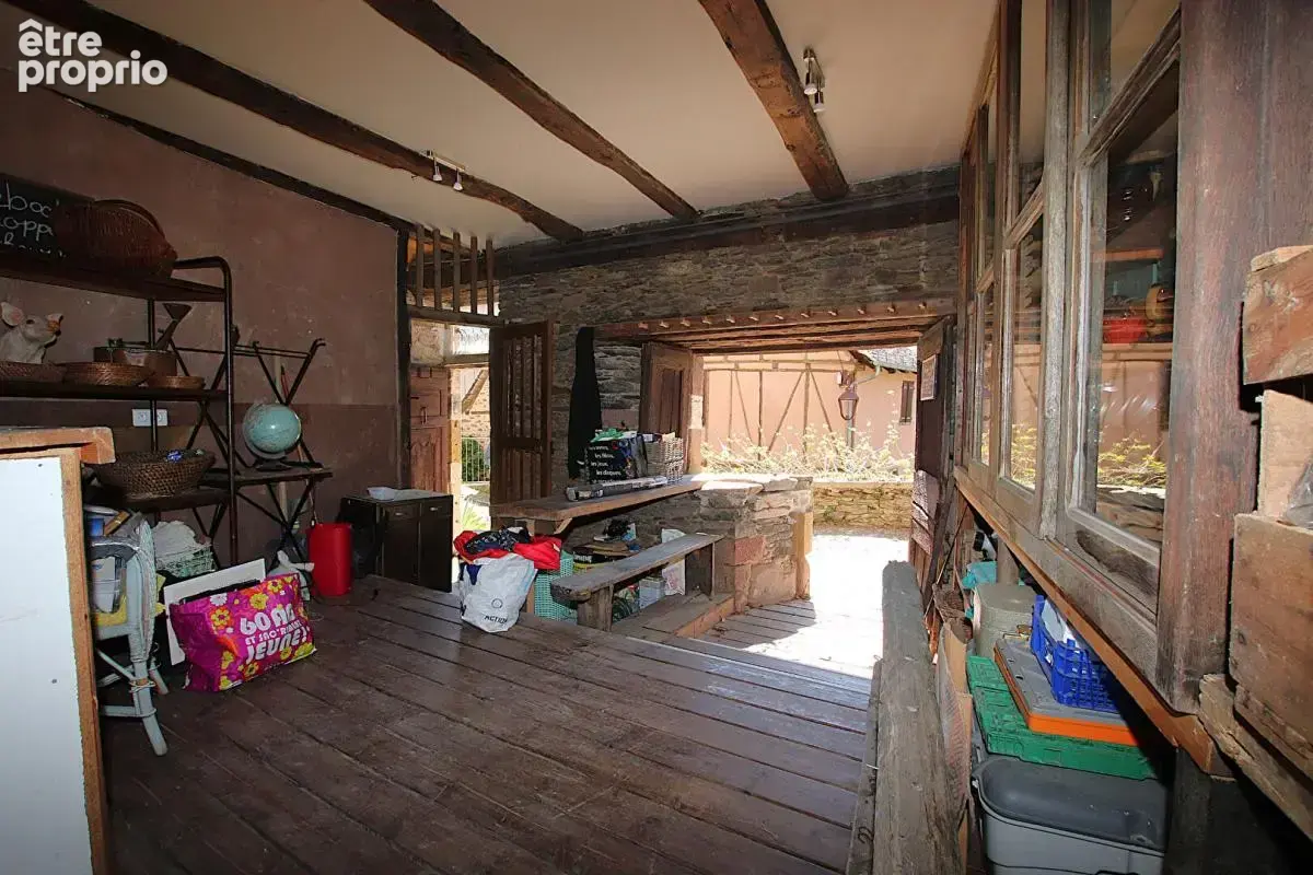 Maison de village avec vue exceptionnelle sur l'abbatiale de Conques - Gîte & fort potentiel commercial - photo 16