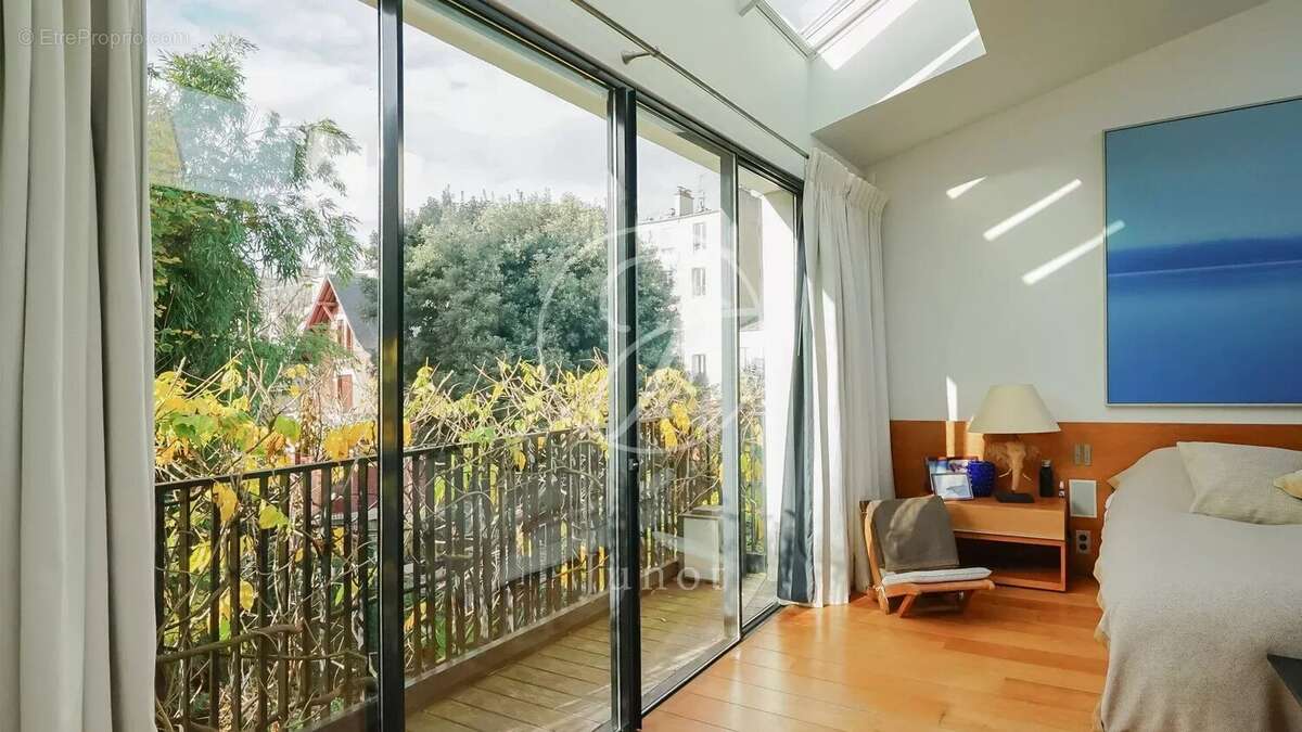 Maison à NEUILLY-SUR-SEINE