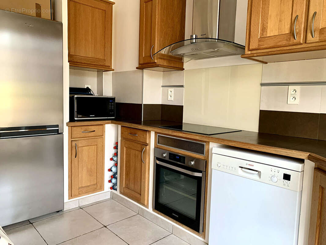 Appartement à MARSEILLE-5E