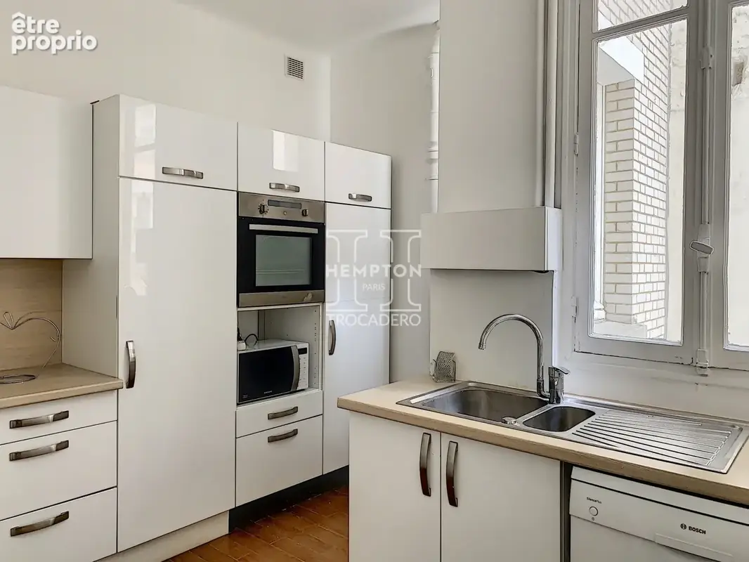 Paris xvi • trocadéro • 3 pièces avec possibilité de 2 chambres 73 m2 - photo 12