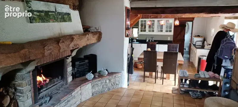 Ensemble typiquement Quercynois Maison + gîte+ piscine sur 2500m2 environ de terrain - photo 2