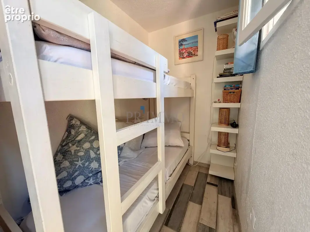 Sainte-Maxime   Appartement de 23,35 m2 au rez-de-chaussée, aperçu mer, terrasse belle vue piscine, parking - photo 10