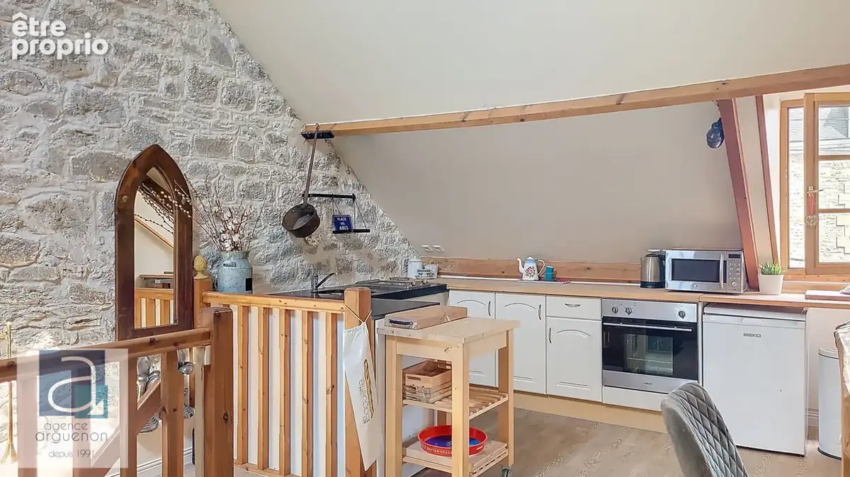 En plein coeur de DINAN, de l'espace, du charme et de la lumière ! au 2ème et dernier étage, 109 m2 au sol (76 habitable) - photo 16