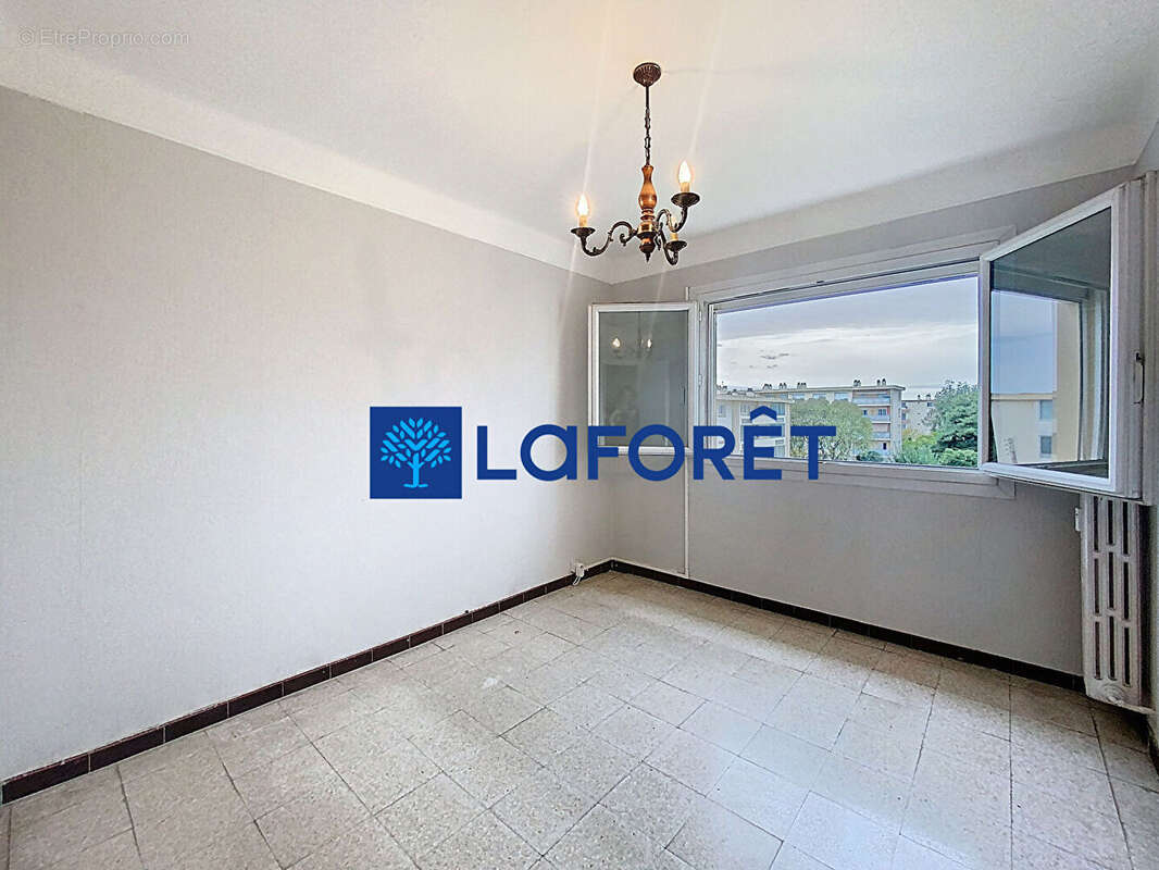 Appartement à LA GARDE