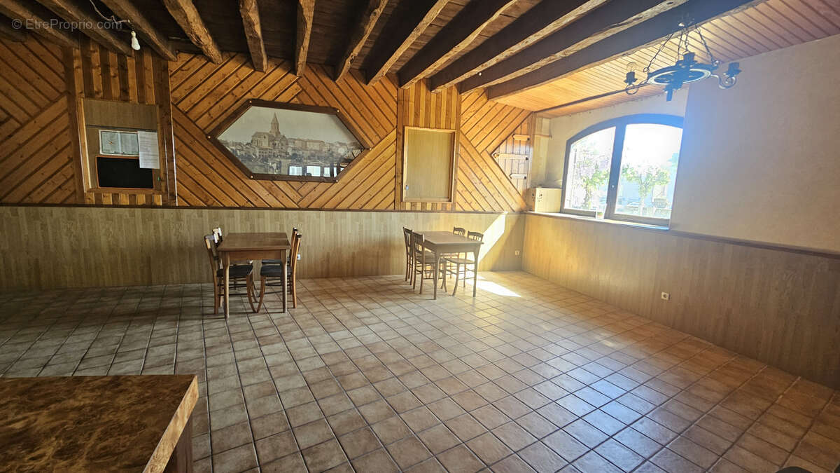 Appartement à CHATEAUPONSAC