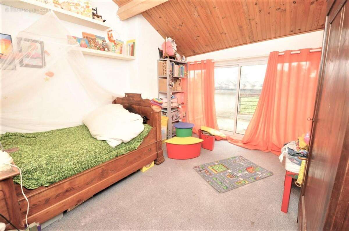 Maison 400 m² à Gaillac  - photo 18